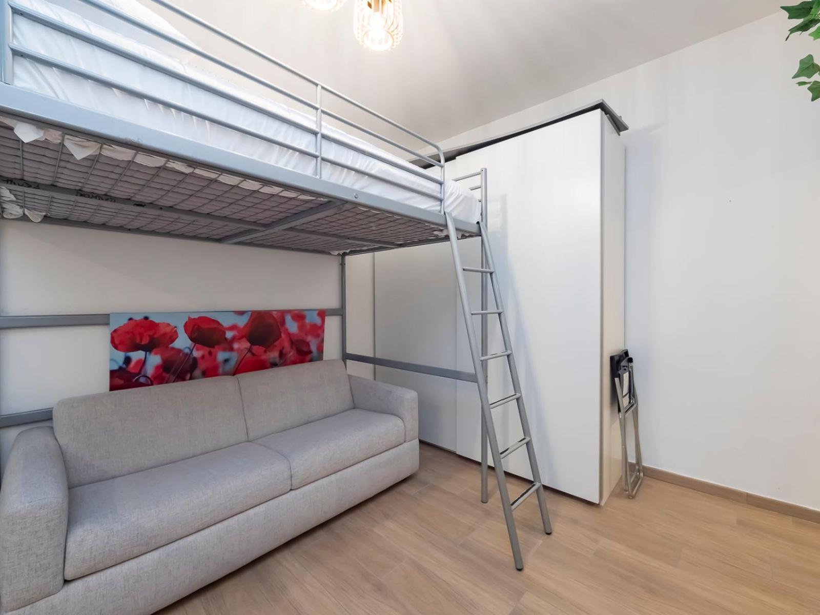 Ihost - Lucania 3 Mailand